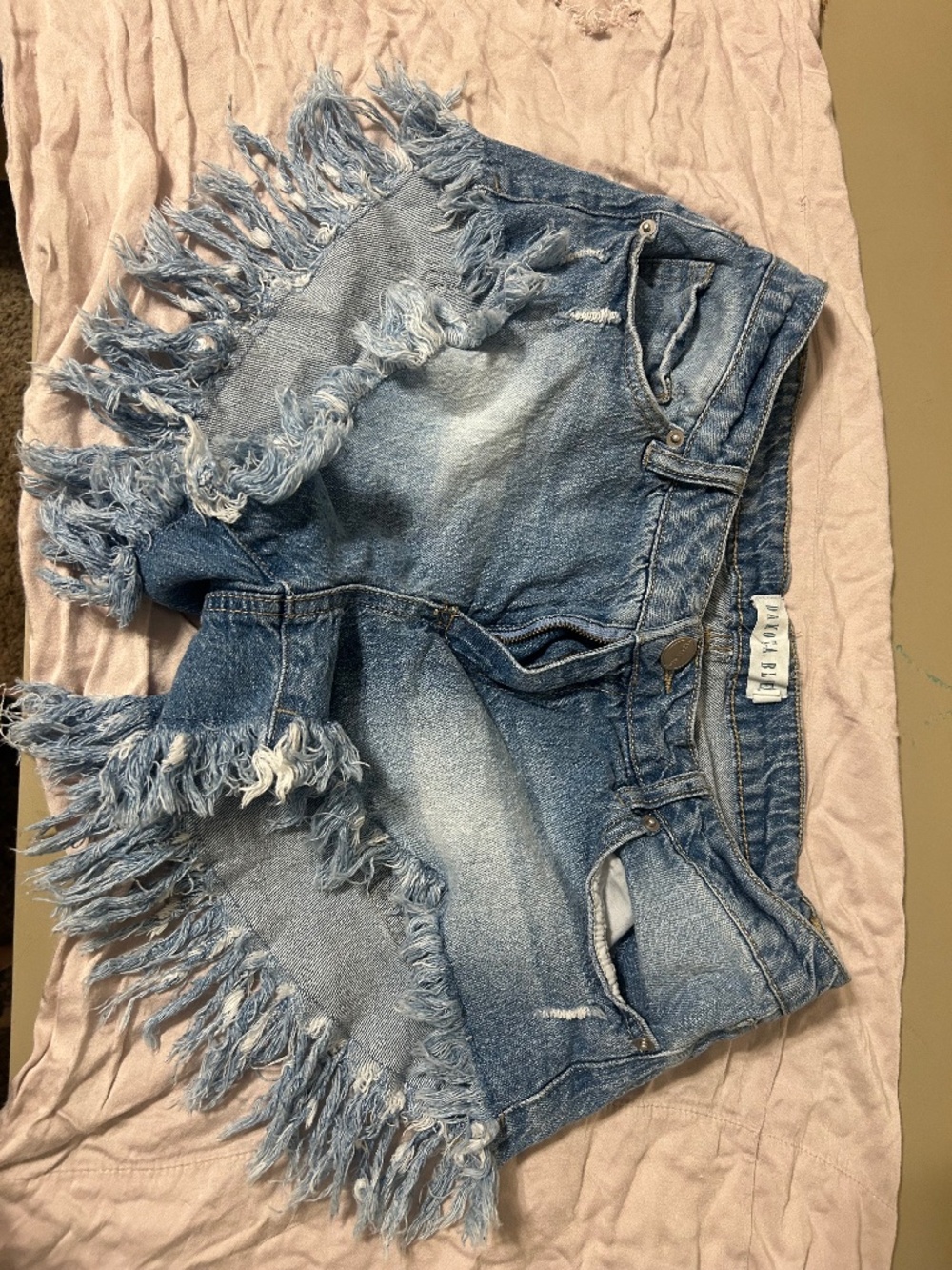 Dakota Blue distressed denim shorts